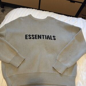 Fear of God Essentials x Ssense - limited edition - linen - medium.